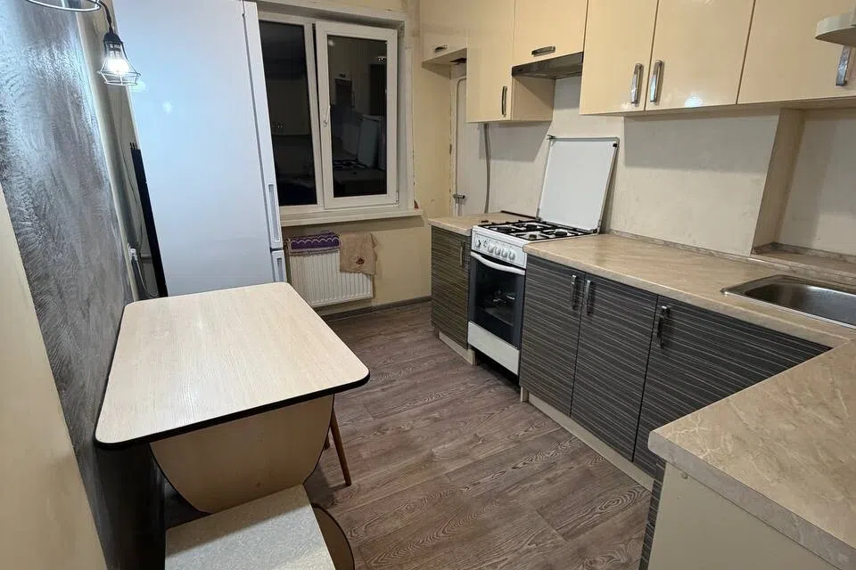 Продаётся 3-комнатная квартира, 51.5 м²