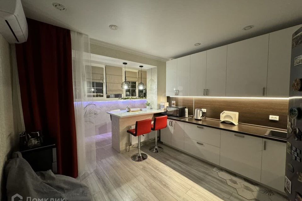 Продаётся 2-комнатная квартира, 55 м²