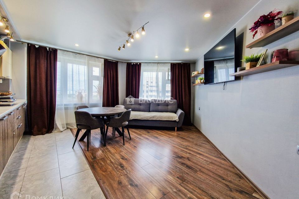 Продаётся 3-комнатная квартира, 98.2 м²