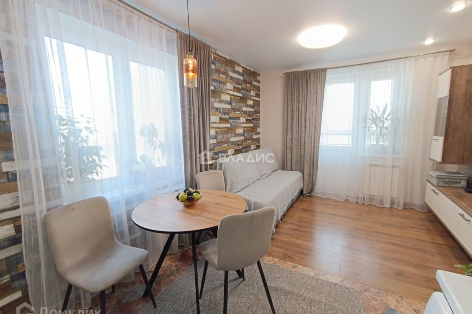 Продаётся 1-комнатная квартира, 38 м²