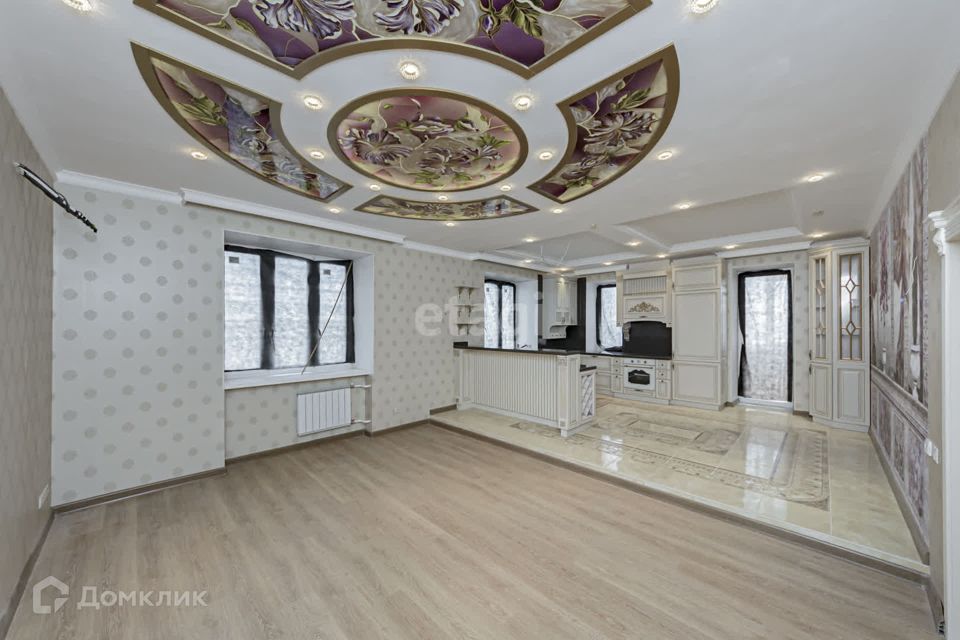 Продаётся 2-комнатная квартира, 99.7 м²