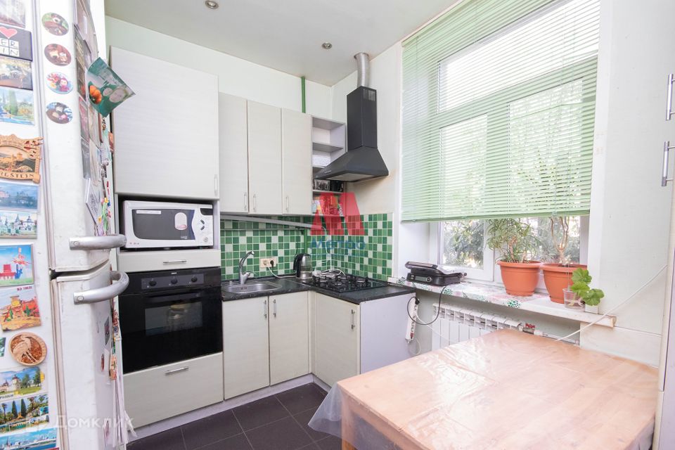 Продаётся 3-комнатная квартира, 74.6 м²