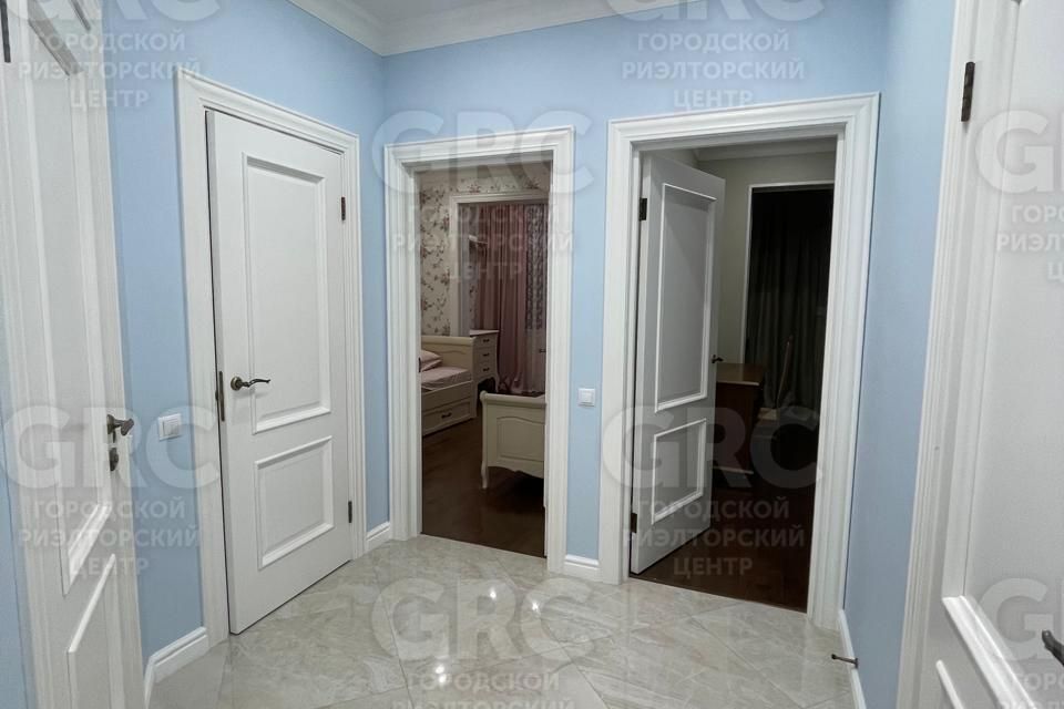 Продаётся 3-комнатная квартира, 110 м²