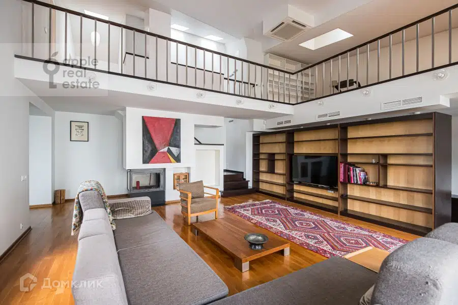 Продаётся 5-комнатная квартира, 227 м²