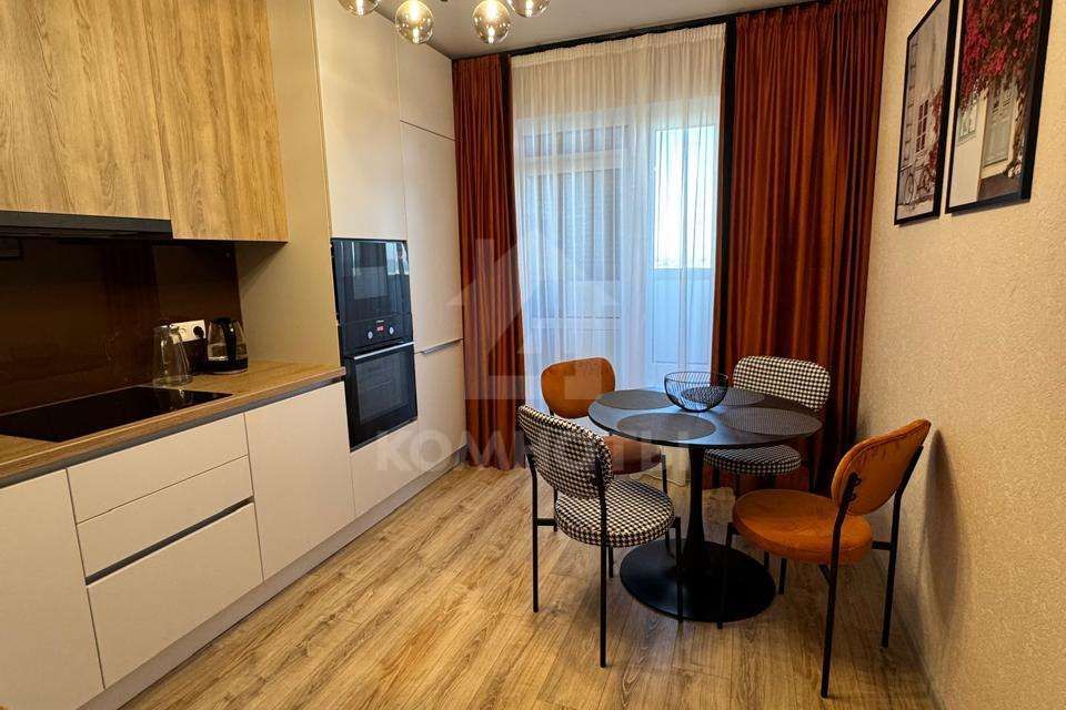 Продаётся 1-комнатная квартира, 40.8 м²