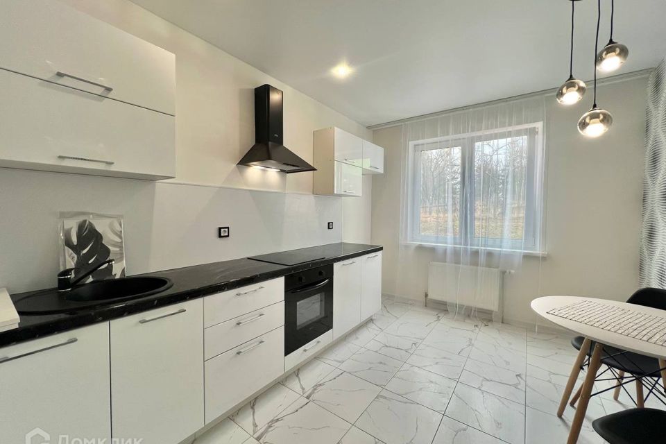Продаётся 2-комнатная квартира, 61.7 м²