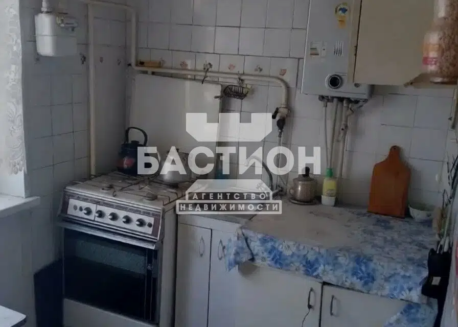 Продаётся 3-комнатная квартира, 52.9 м²