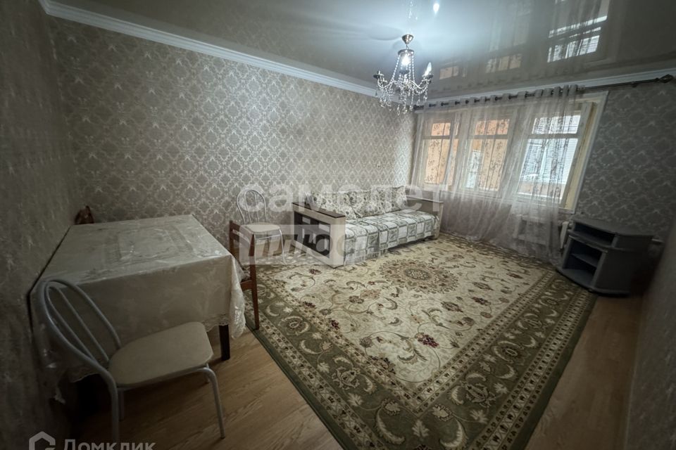 Продаётся 3-комнатная квартира, 60 м²