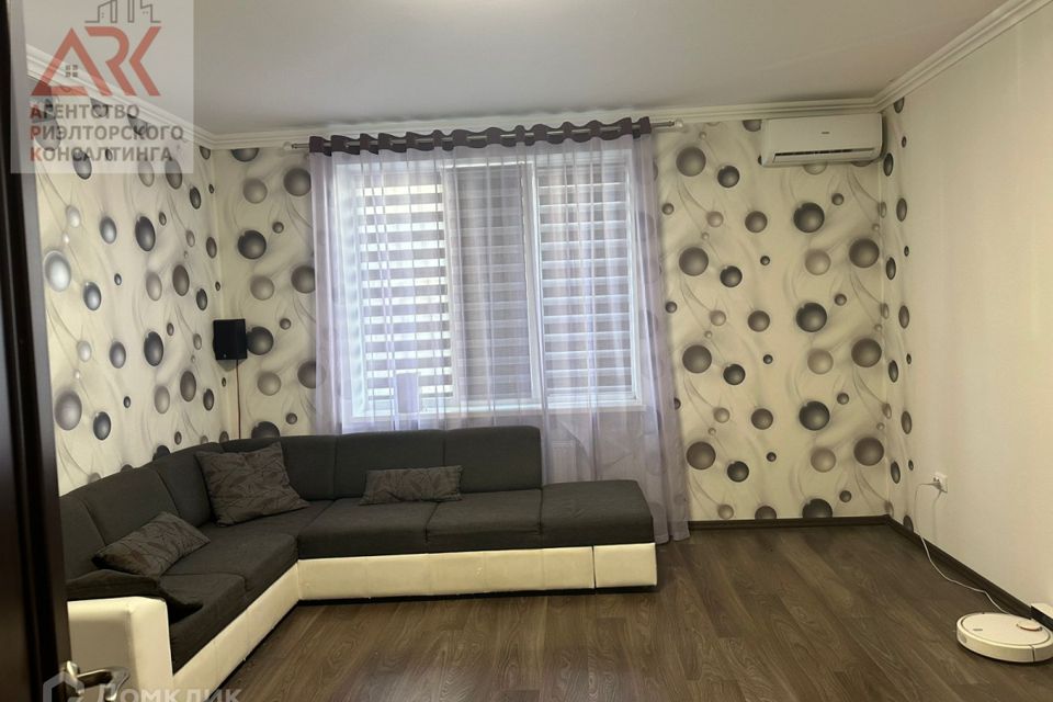 Продаётся 2-комнатная квартира, 63.8 м²