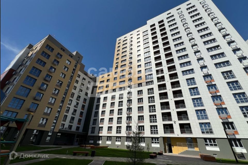 Продаётся 1-комнатная квартира, 39.8 м²