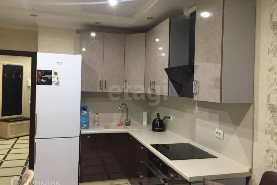 Сдаётся 1-комнатная квартира, 54 м²