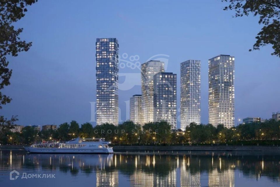 Продаётся 4-комнатная квартира, 122.2 м²