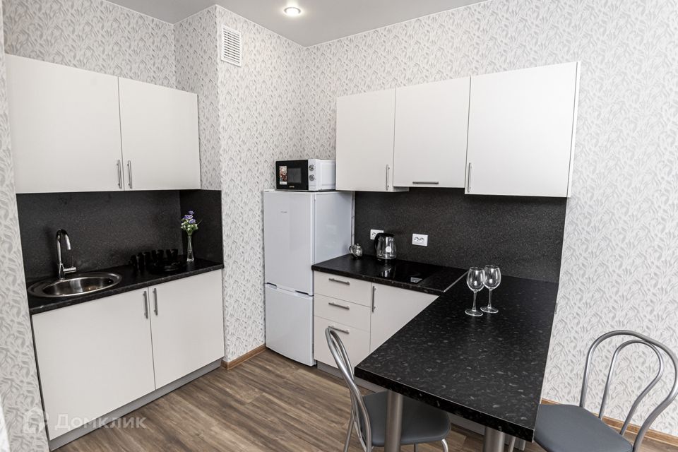 Продаётся 1-комнатная квартира, 37 м²