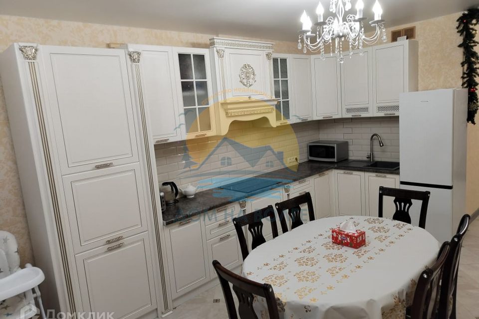 Продаётся 4-комнатная квартира, 90.1 м²