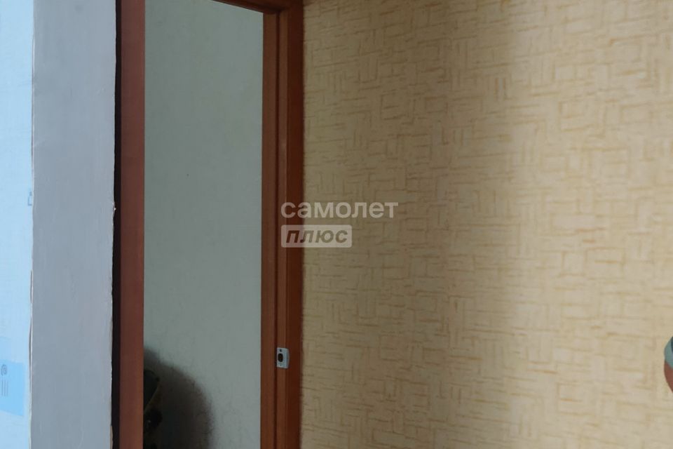 Продаётся 2-комнатная квартира, 42.3 м²