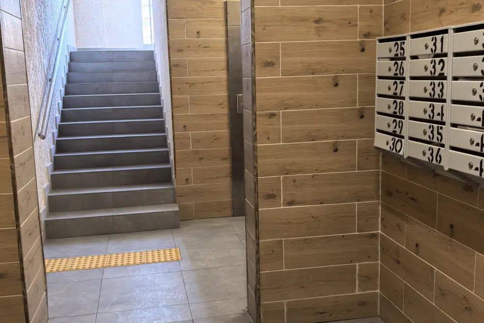 Продаётся 3-комнатная квартира, 93 м²