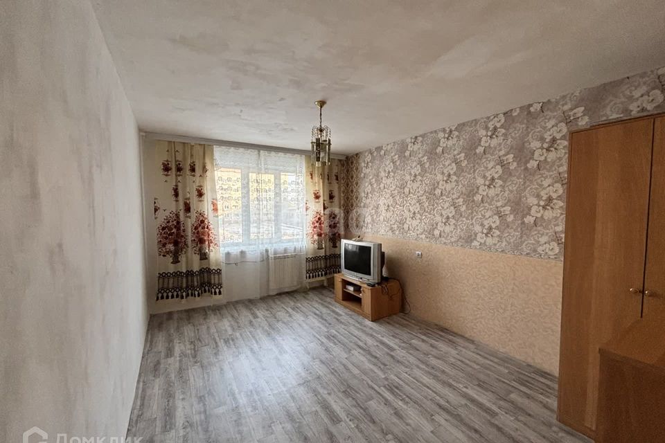 Сдаётся комната в 2-комн. квартире, 41.7 м²