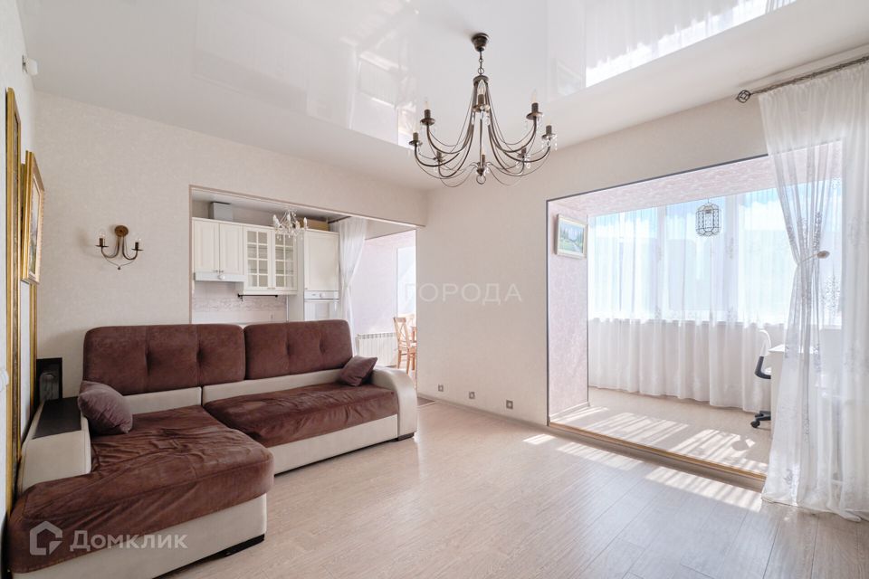 Продаётся 3-комнатная квартира, 87 м²