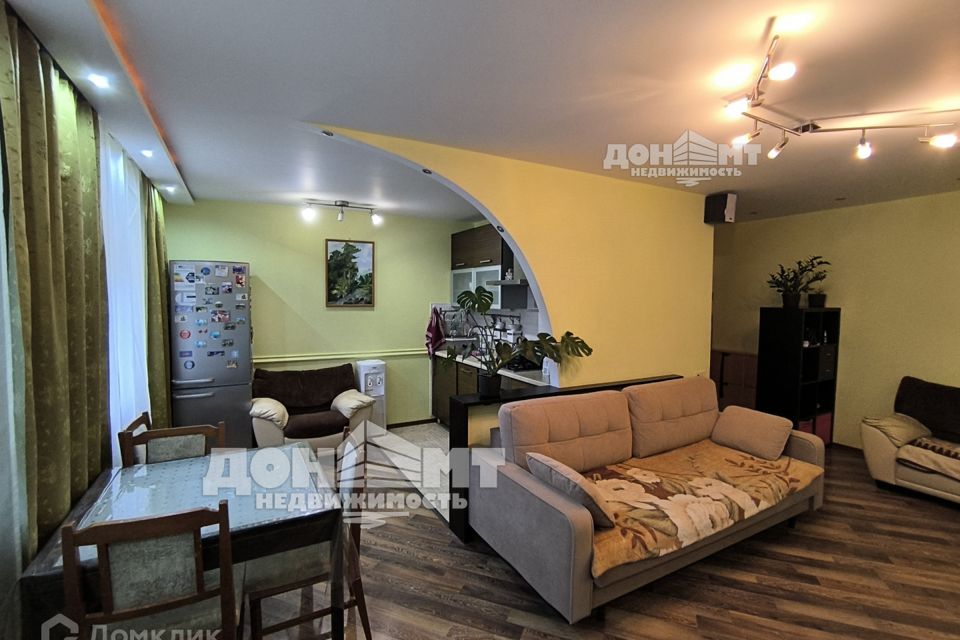 Продаётся 3-комнатная квартира, 66.7 м²