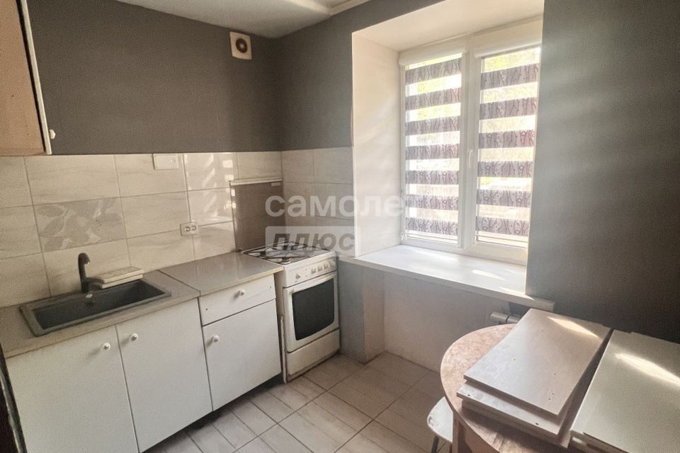 Продаётся 3-комнатная квартира, 57 м²