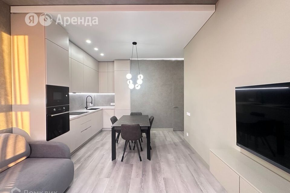 Сдаётся 2-комнатная квартира, 62 м²