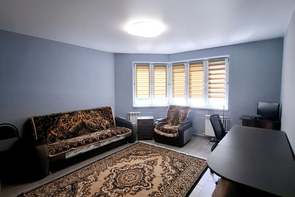 Сдаётся 2-комнатная квартира, 43 м²
