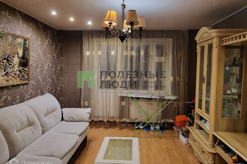 Продаётся 3-комнатная квартира, 56.9 м²