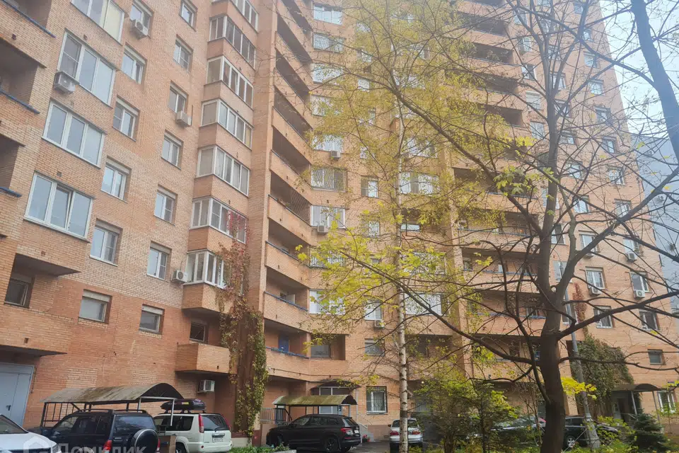 Продаётся 4-комнатная квартира, 103 м²
