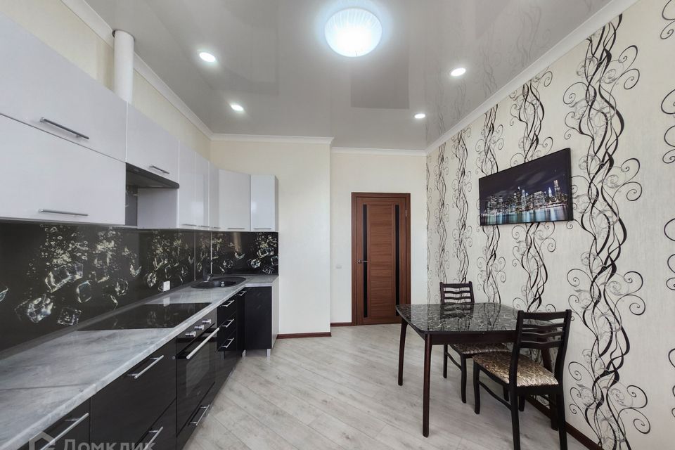 Продаётся 1-комнатная квартира, 47.8 м²