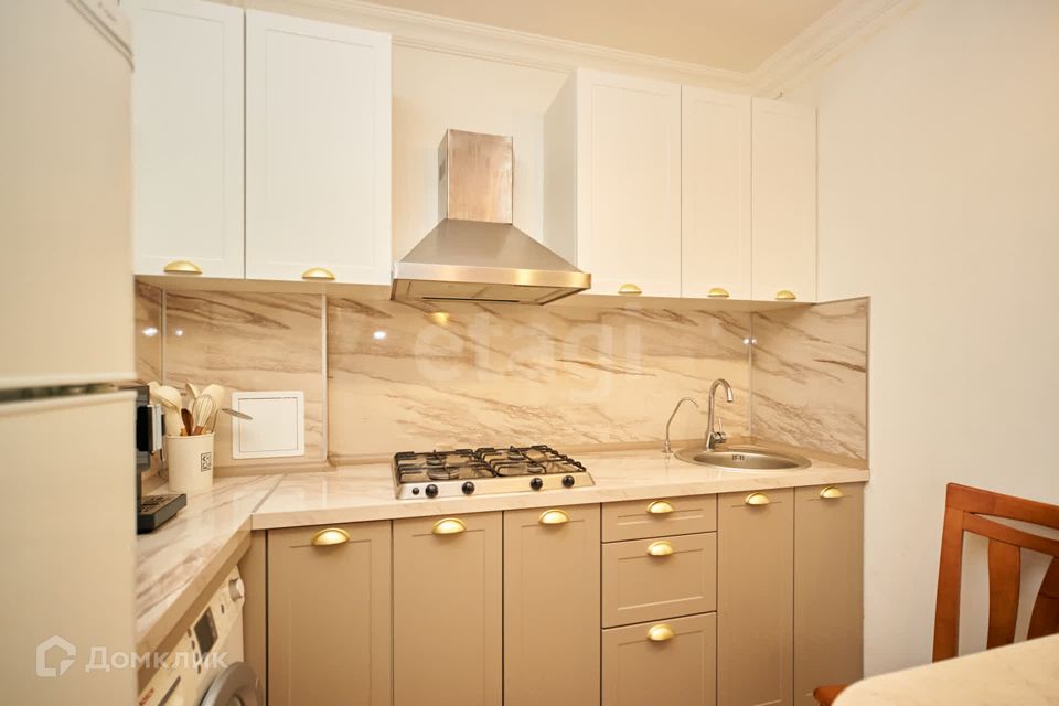 Продаётся 1-комнатная квартира, 46.2 м²