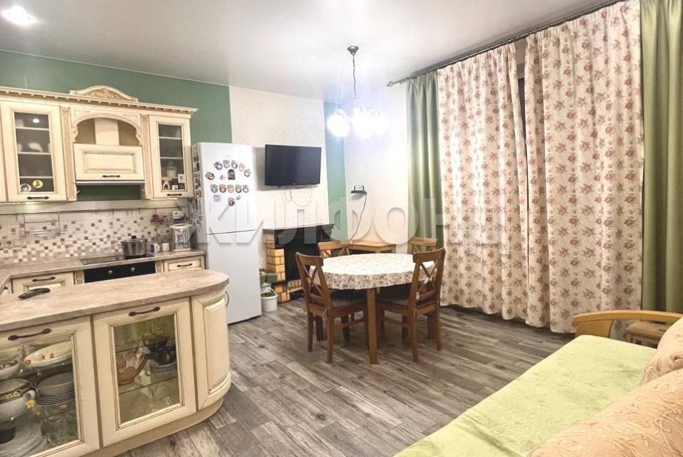 Продаётся 2-комнатная квартира, 73 м²