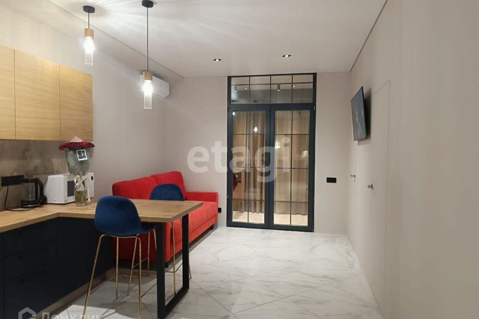 Продаётся 1-комнатная квартира, 45.96 м²