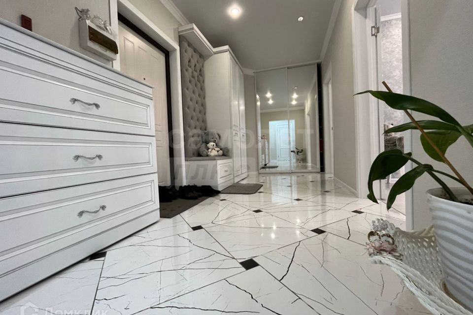 Продаётся 2-комнатная квартира, 65.5 м²