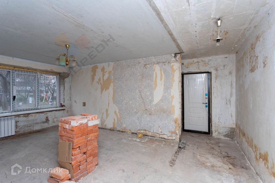 Продаётся 3-комнатная квартира, 61.3 м²