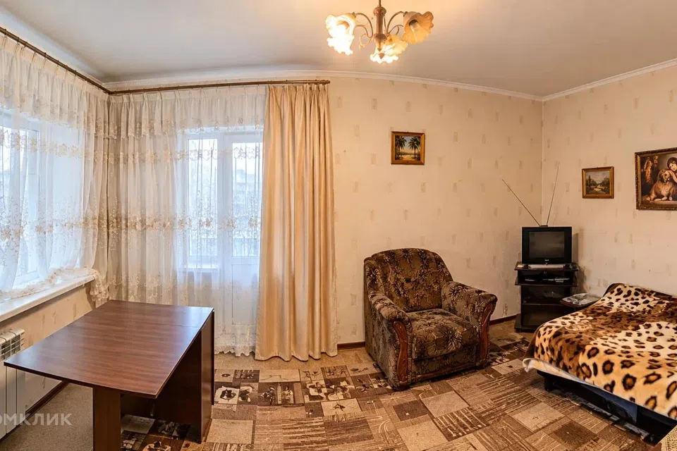 Продаётся 2-комнатная квартира, 55 м²