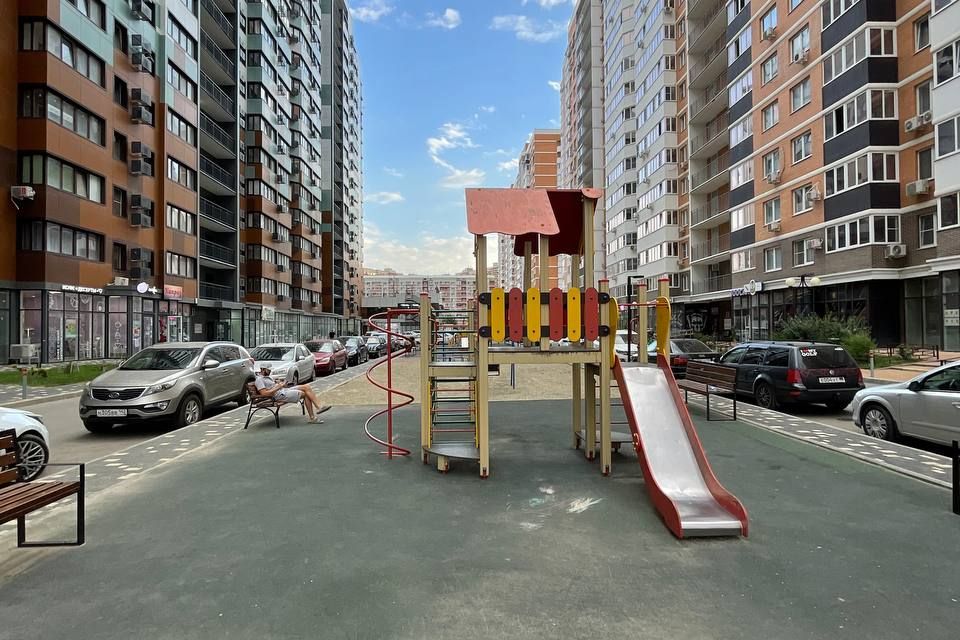 Купить Квартиру Вторичку в Кирпичном Доме на 5-й Урожайной улице (Краснодар) - п