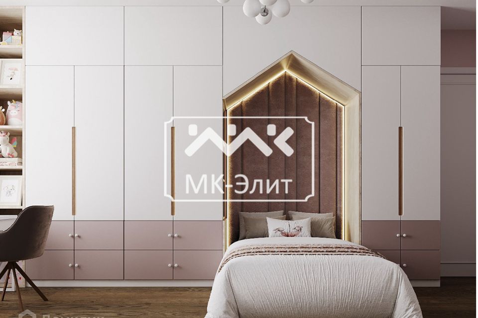 Продаётся 3-комнатная квартира, 126.8 м²