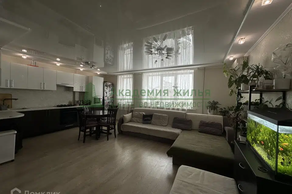 Продаётся 3-комнатная квартира, 75.3 м²