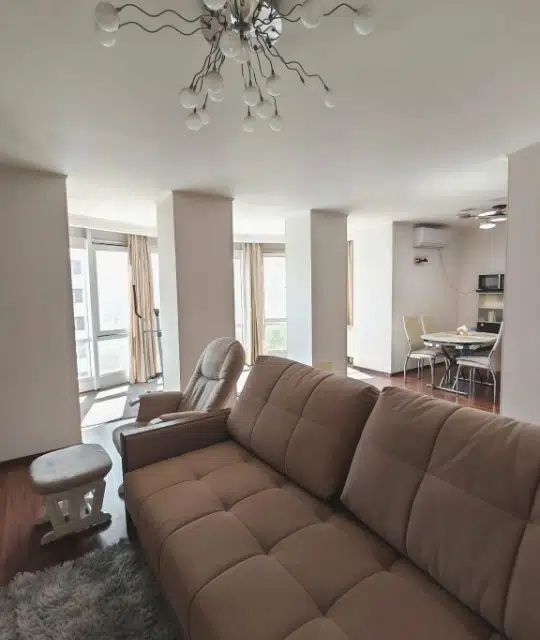 Продаётся 2-комнатная квартира, 73 м²