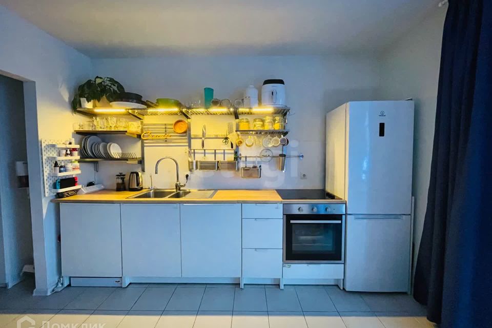 Продаётся 2-комнатная квартира, 55.7 м²