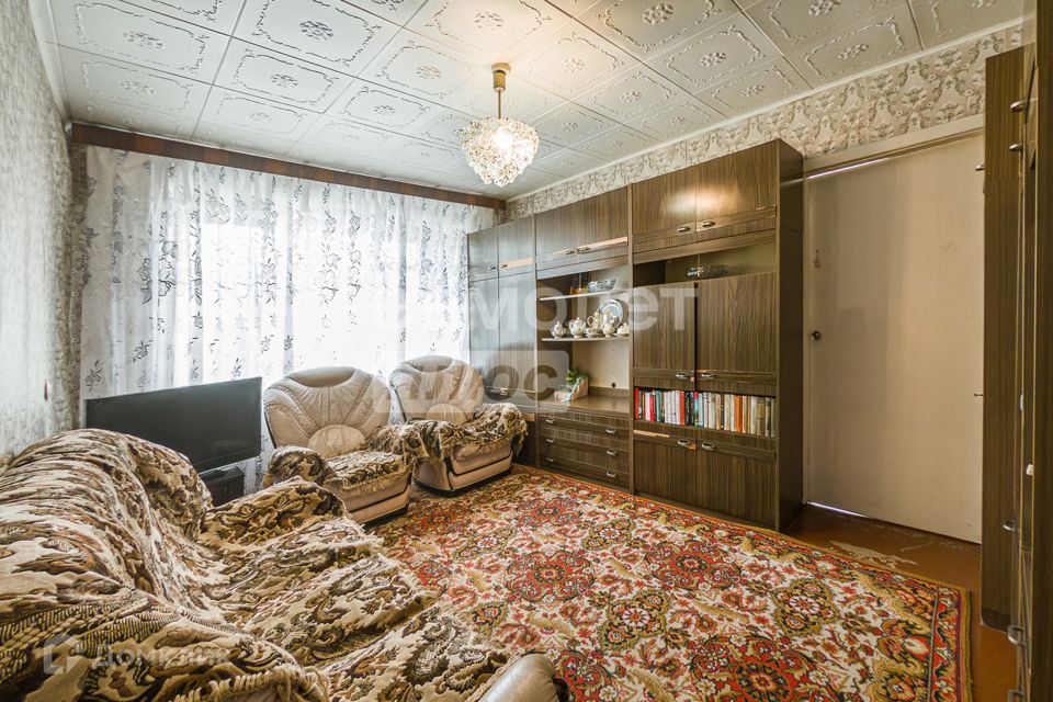 Продаётся 3-комнатная квартира, 50.6 м²