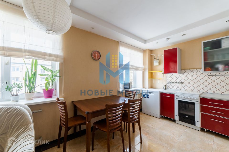 Продаётся 2-комнатная квартира, 67.9 м²