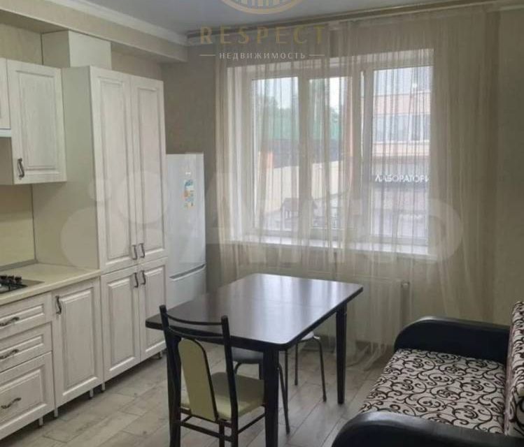 Продаётся 1-комнатная квартира, 49 м²