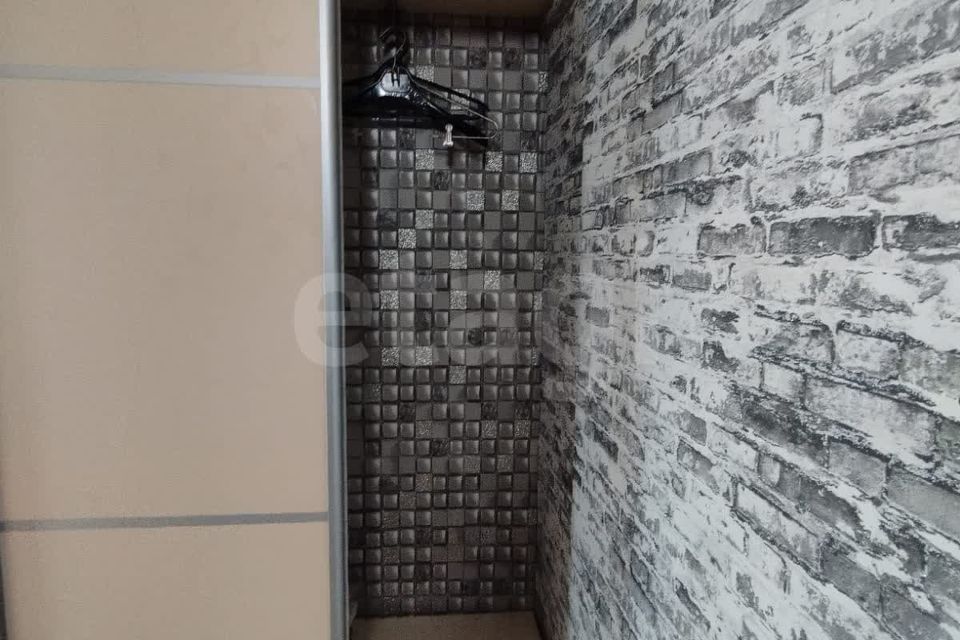 Продаётся 2-комнатная квартира, 42.4 м²