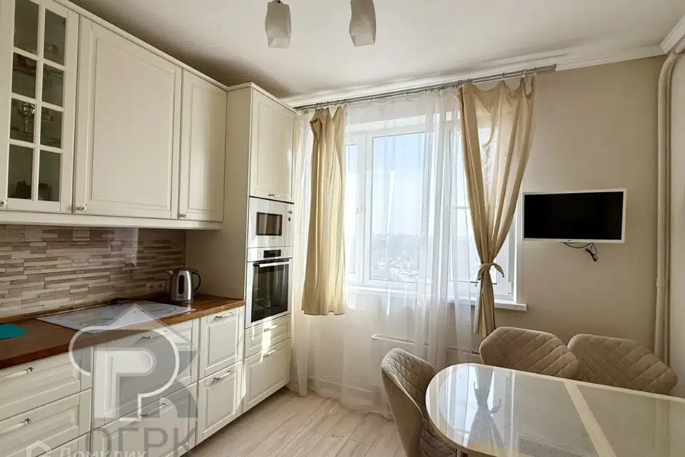 Продаётся 3-комнатная квартира, 72.1 м²