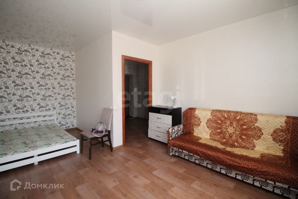 Сдаётся 1-комнатная квартира, 42 м²