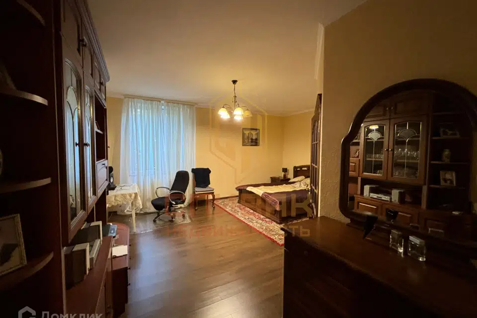 Продаётся 2-этажный дом, 364 м²