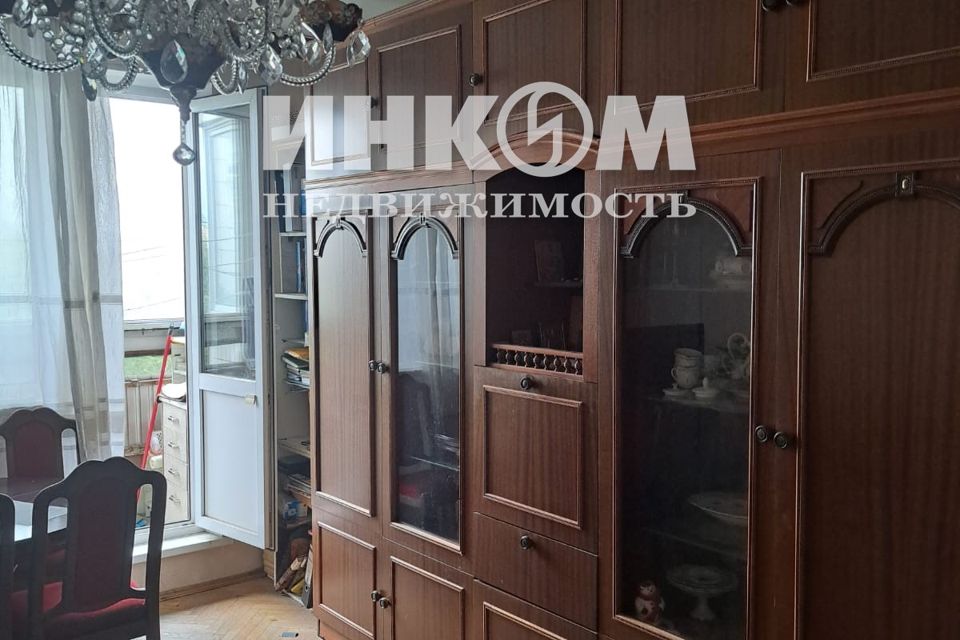 Сдаётся 2-комнатная квартира, 58 м²
