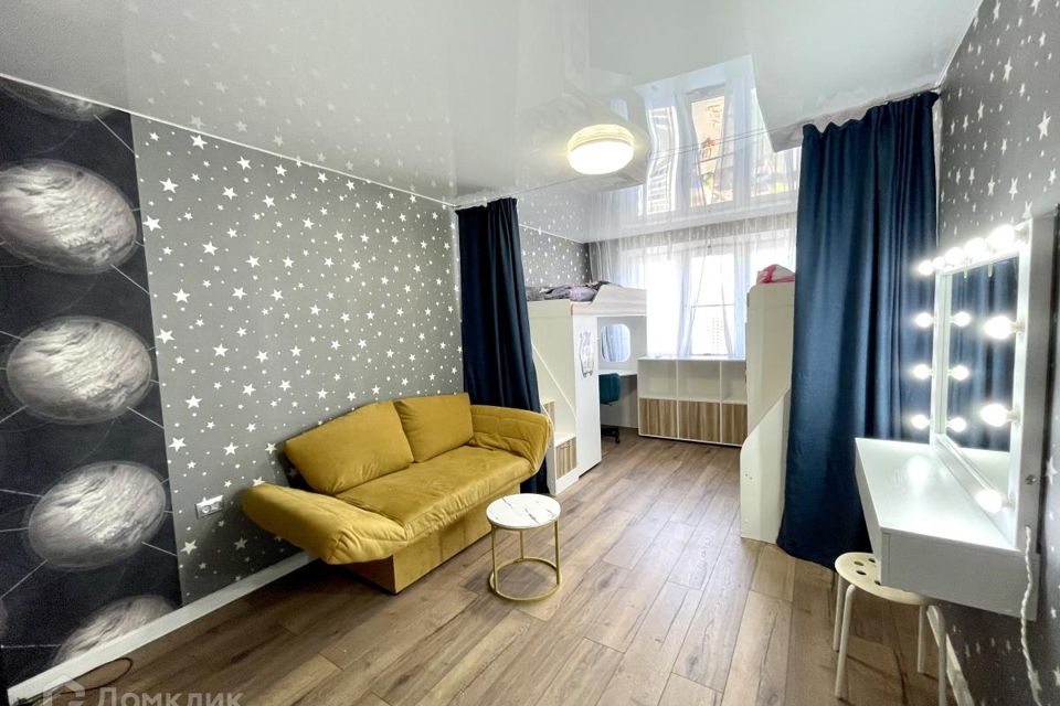 Продаётся 2-комнатная квартира, 61.2 м²
