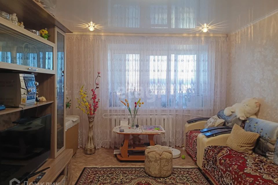Продаётся 3-комнатная квартира, 59.3 м²